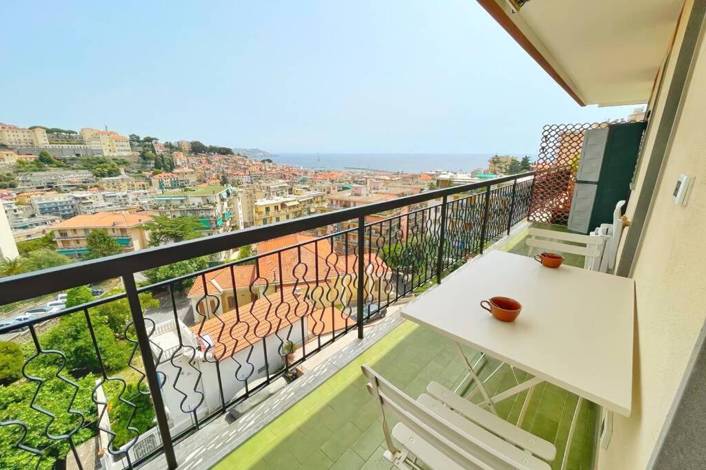 Suite Deamicis - Vista Mare E Relax Санремо Экстерьер фото